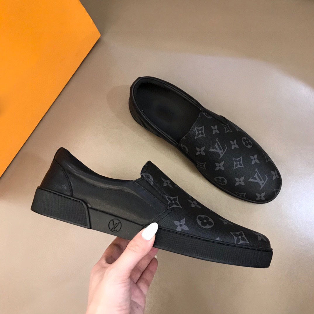 Brown casual print slip-on loafers