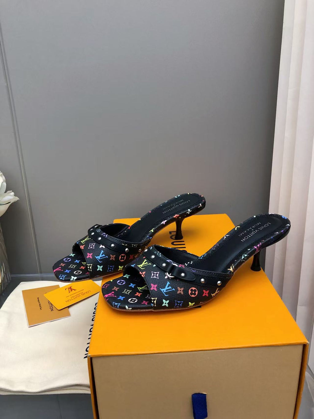 L fashion 3 color hot style high heel slippers 0725031902