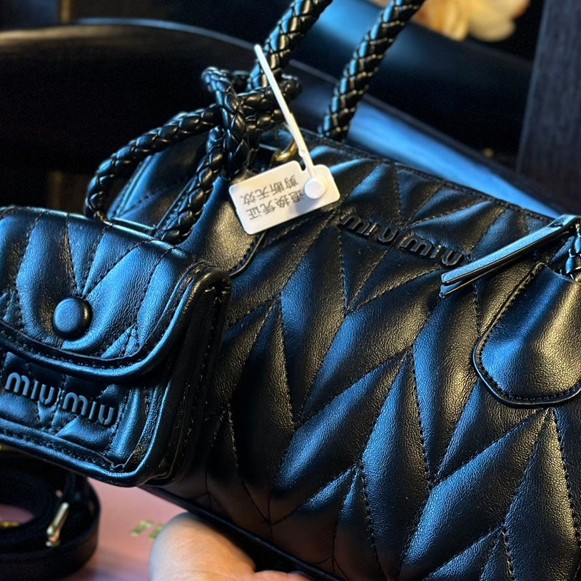 MIU 24 New Lambskin Fashion Handbag XC24092303