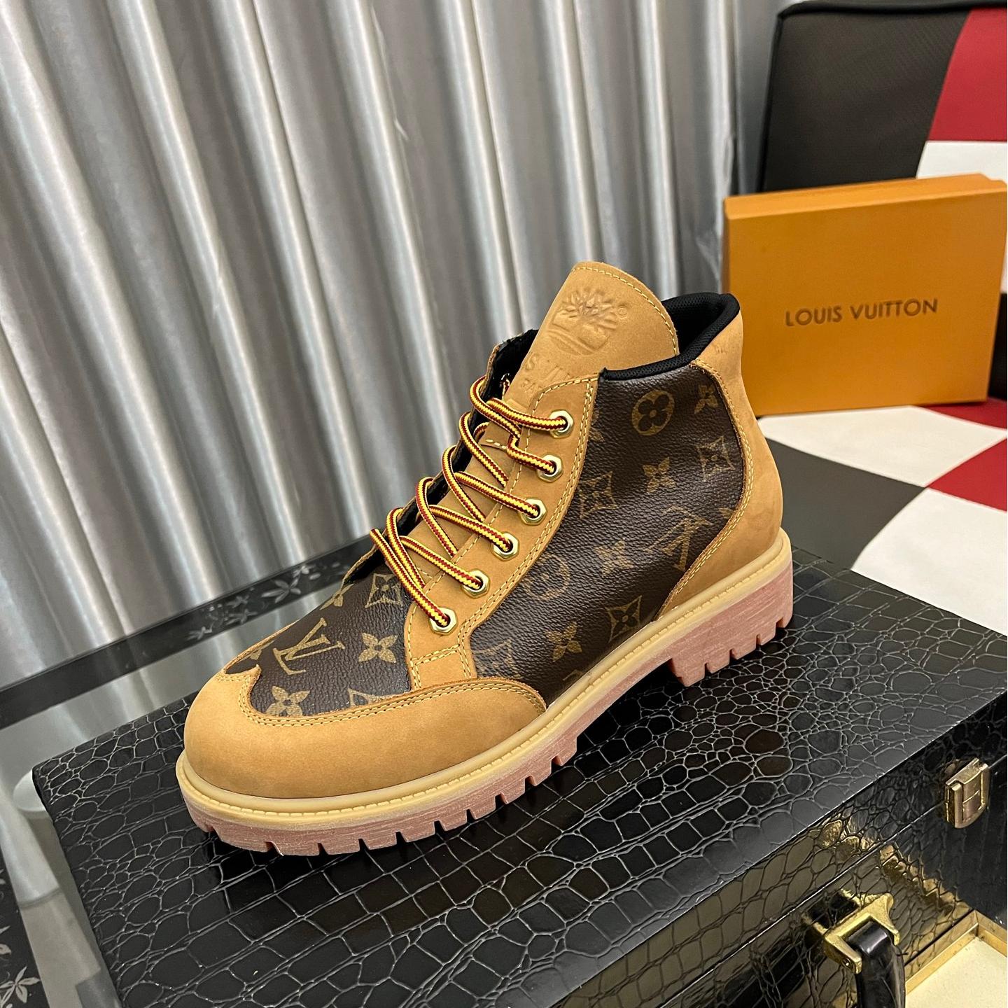 New high-top athletic casual shoes 0725122902