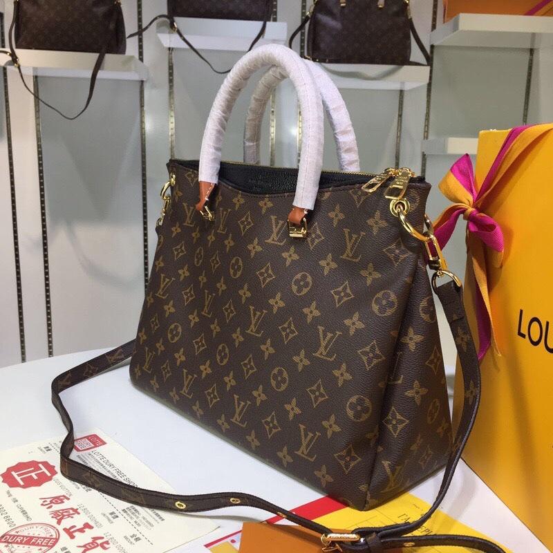 New classic fashion large capacity crossbody bag 1024012312