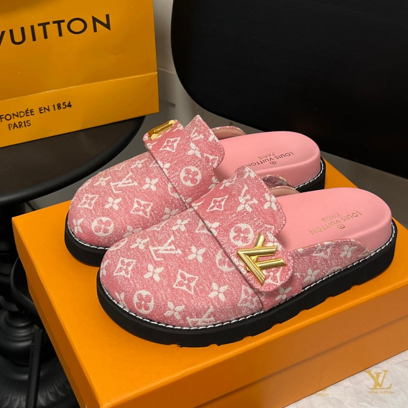 New Fashion Unisex Metal Decorated Mule Slippers PF1326101929