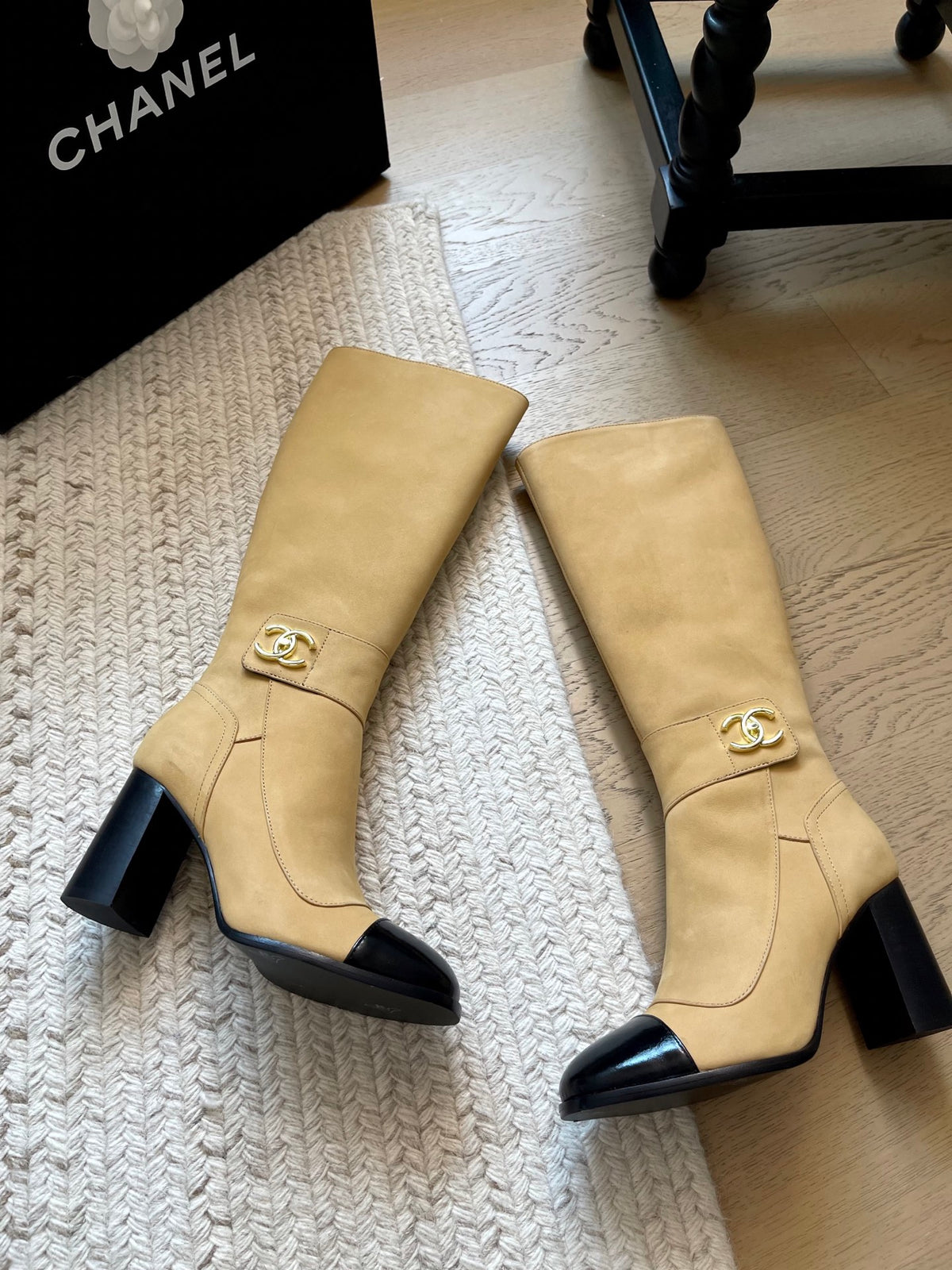 New CC stylish high-heeled boots 0726091701