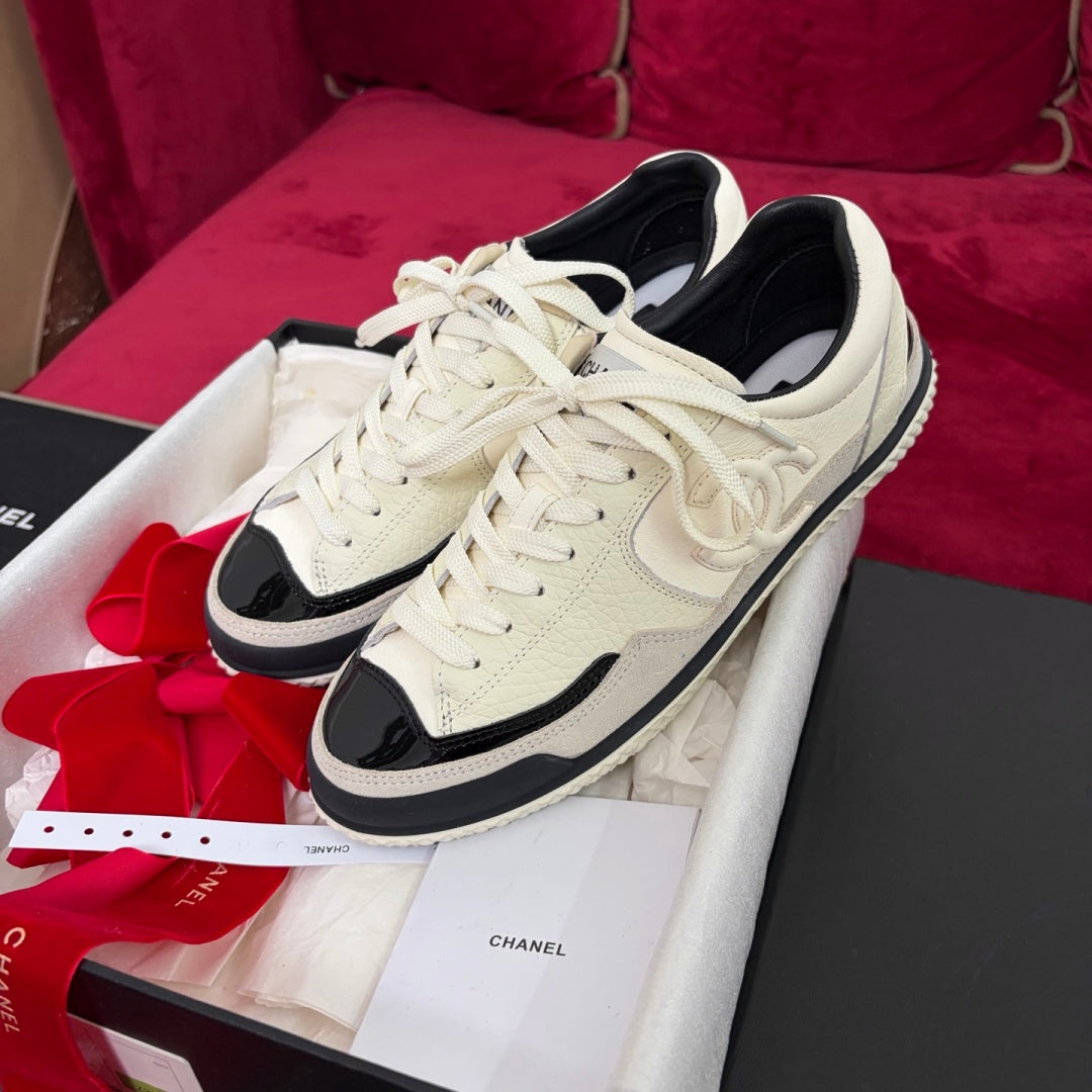 New Arrival Women's CC Logo Trainer Sneakers XC1326102305