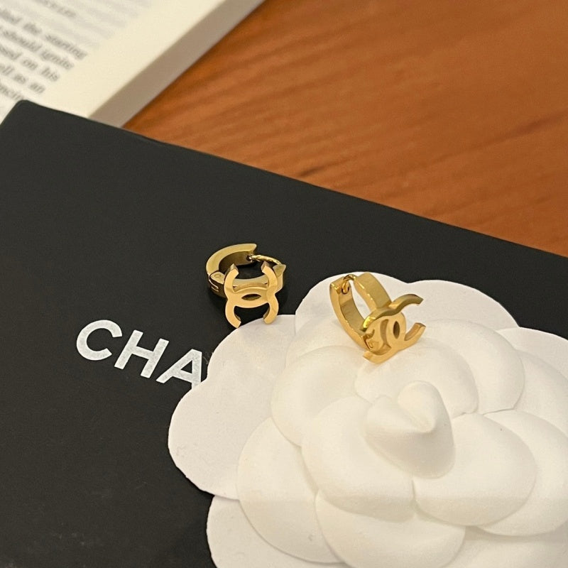 Women's Luxury Gold Letter Earrings XZ1326092811