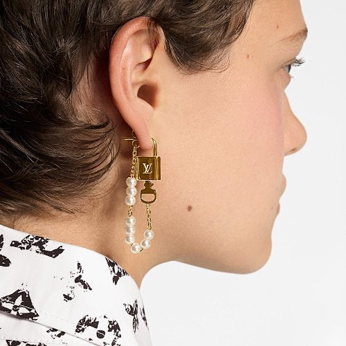 Luxury Gold Lock Pearl Chain Earrings XZ1326092803