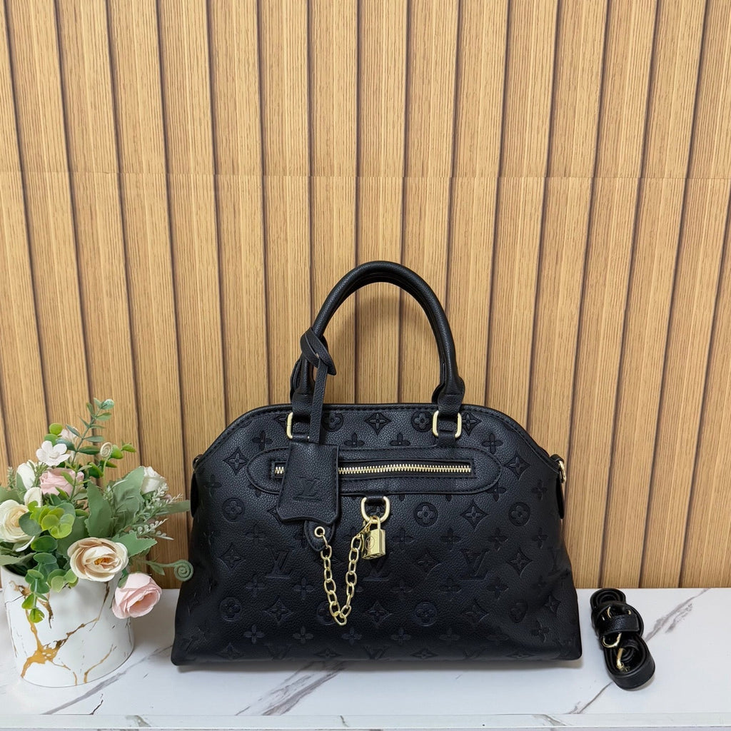 New Versatile Handbag SCB1026070633