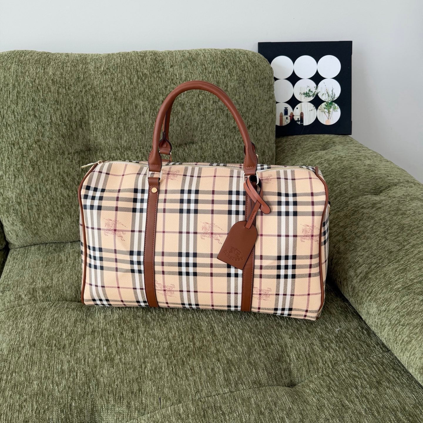 Stylish and Versatile Travel Bag SCB1026070706