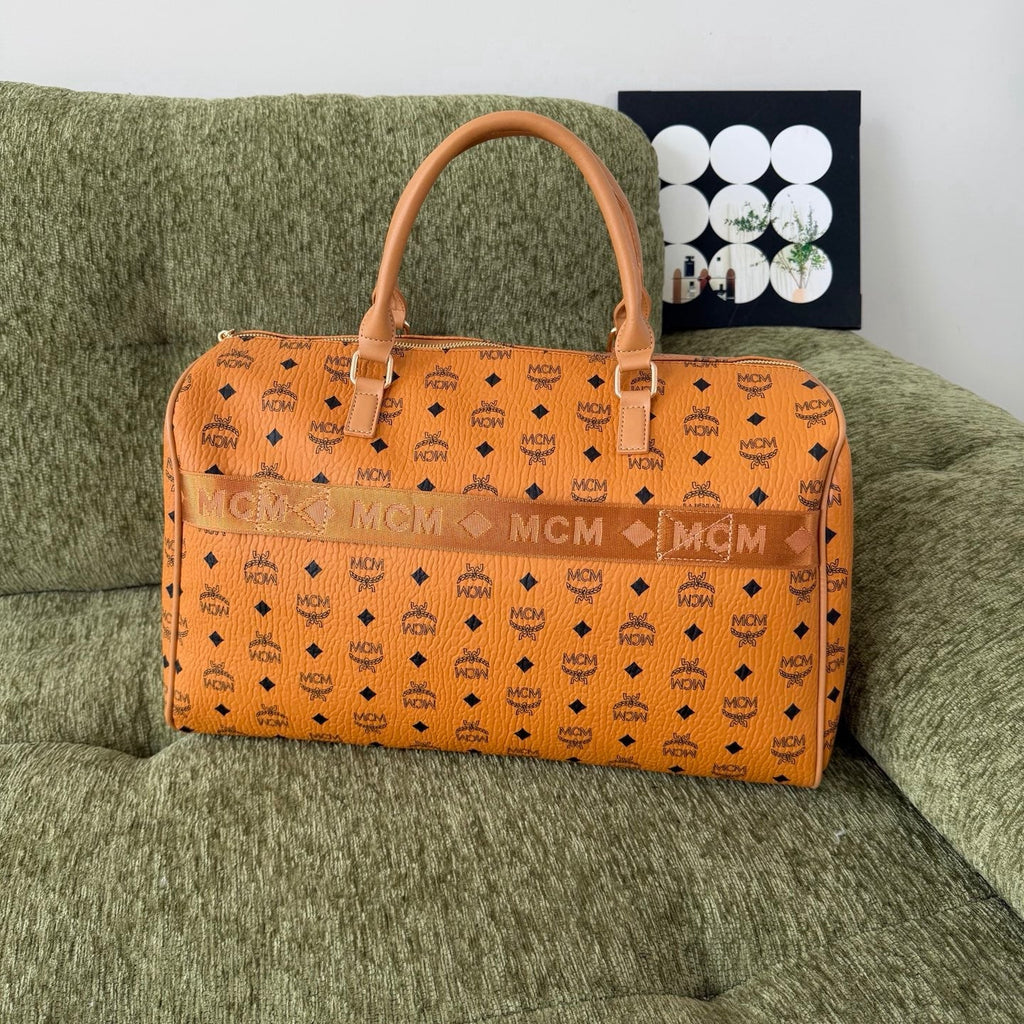 Stylish and Versatile Travel Bag SCB1026070707