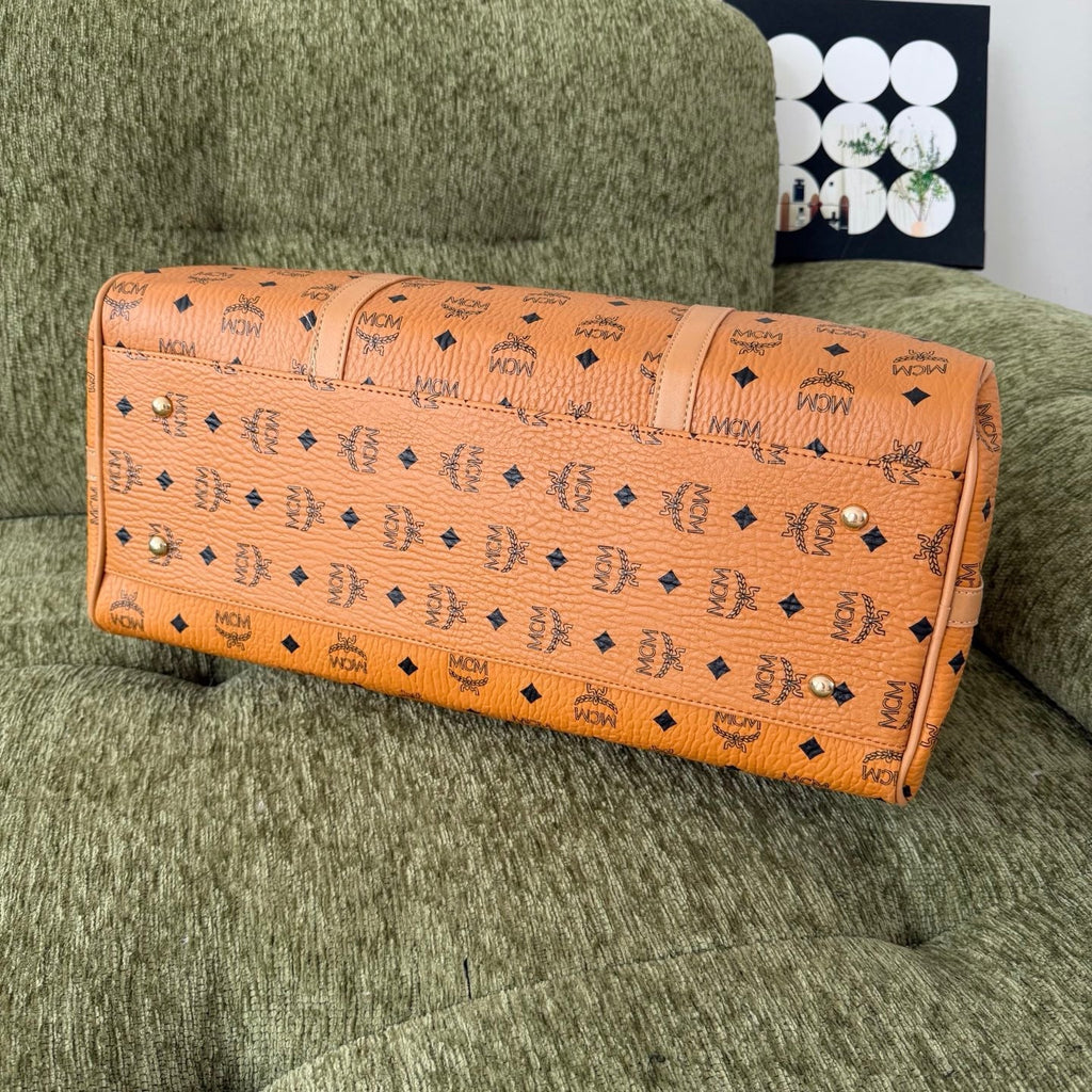 Stylish and Versatile Travel Bag SCB1026070707