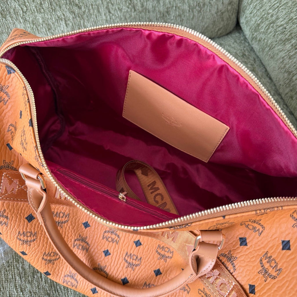 Stylish and Versatile Travel Bag SCB1026070707