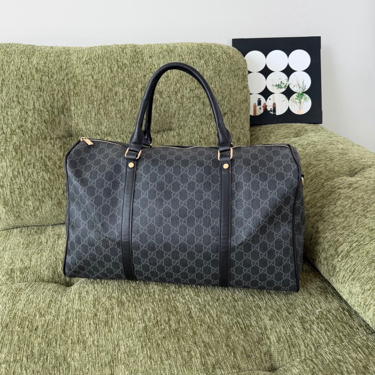 Stylish and Versatile Travel Bag SCB1026070708