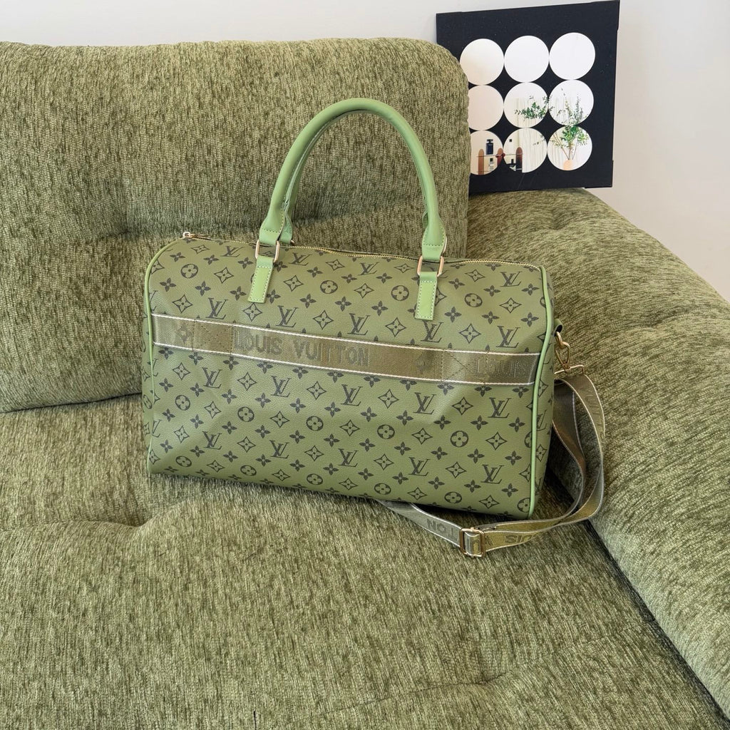 Stylish and Versatile Travel Bag SCB1026070709