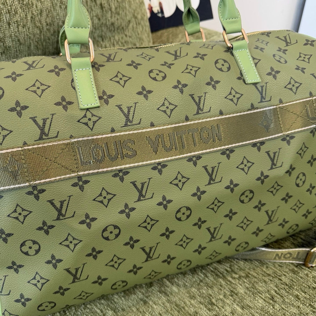 Stylish and Versatile Travel Bag SCB1026070709