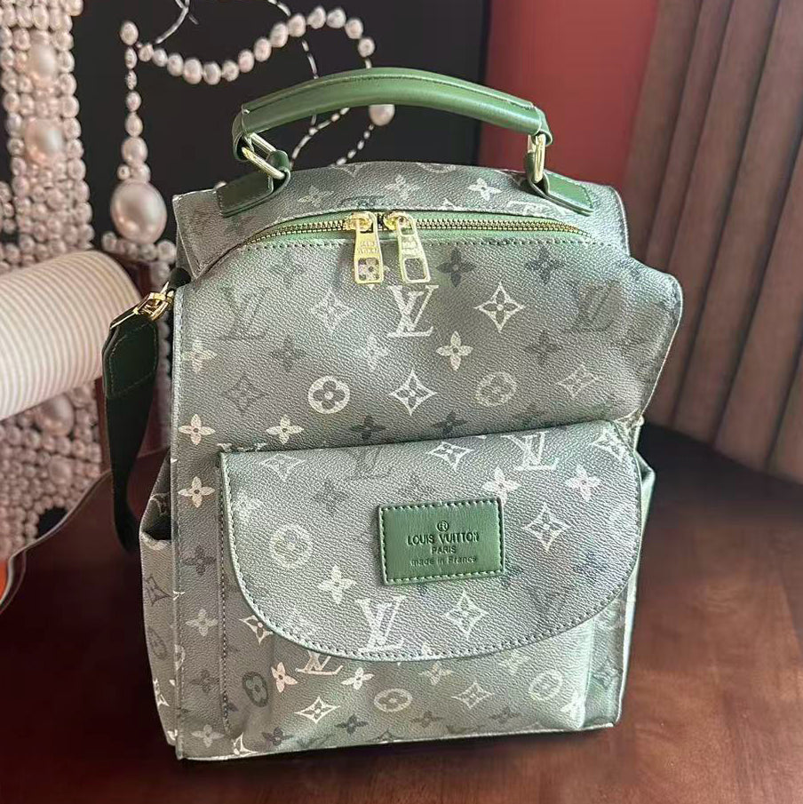 New Stylish and Versatile Backpack 1026070830