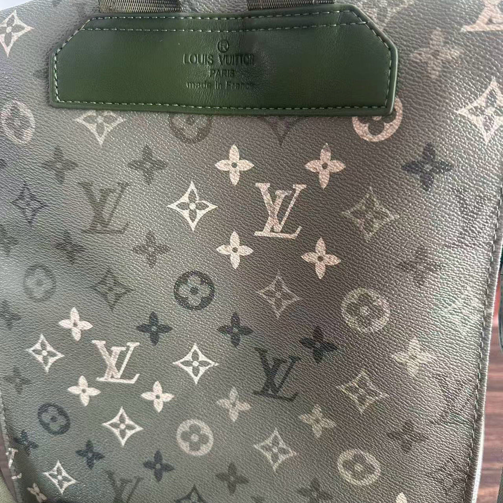 New Stylish and Versatile Backpack 1026070830