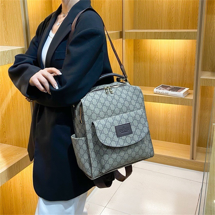 New Stylish and Versatile Backpack 1026070832