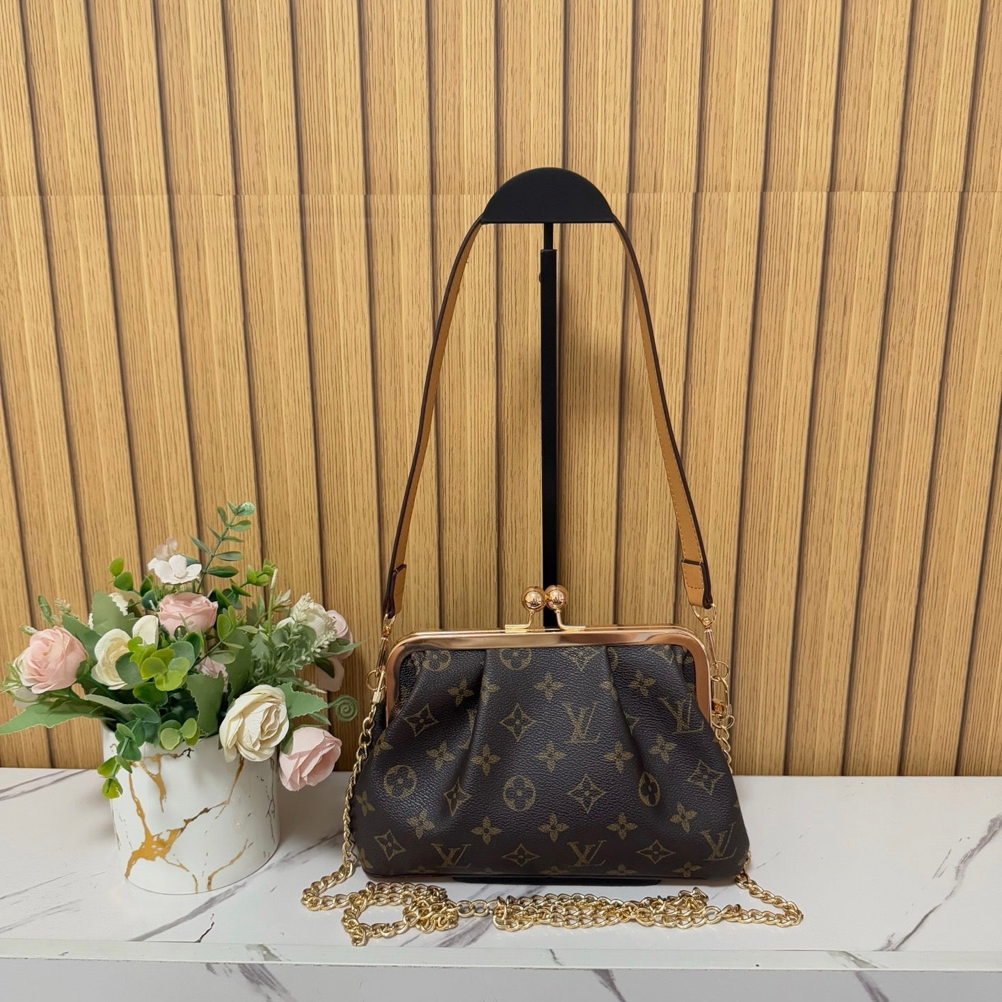 New Fashionable Makeup Bag SCB1026071301