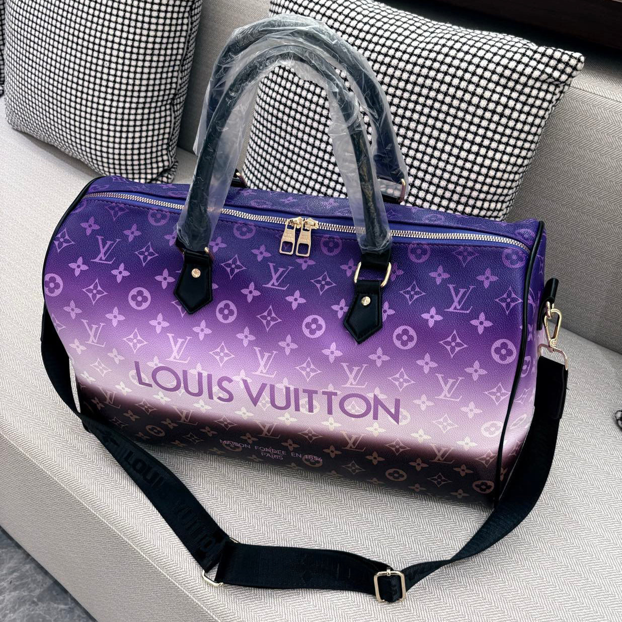 New Stylish Travel Bag SCB1026071709