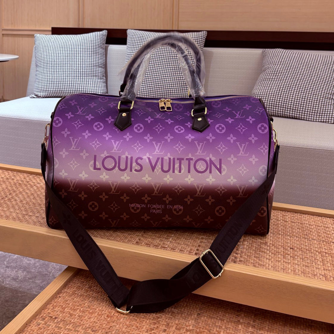 New Stylish Travel Bag SCB1026071709