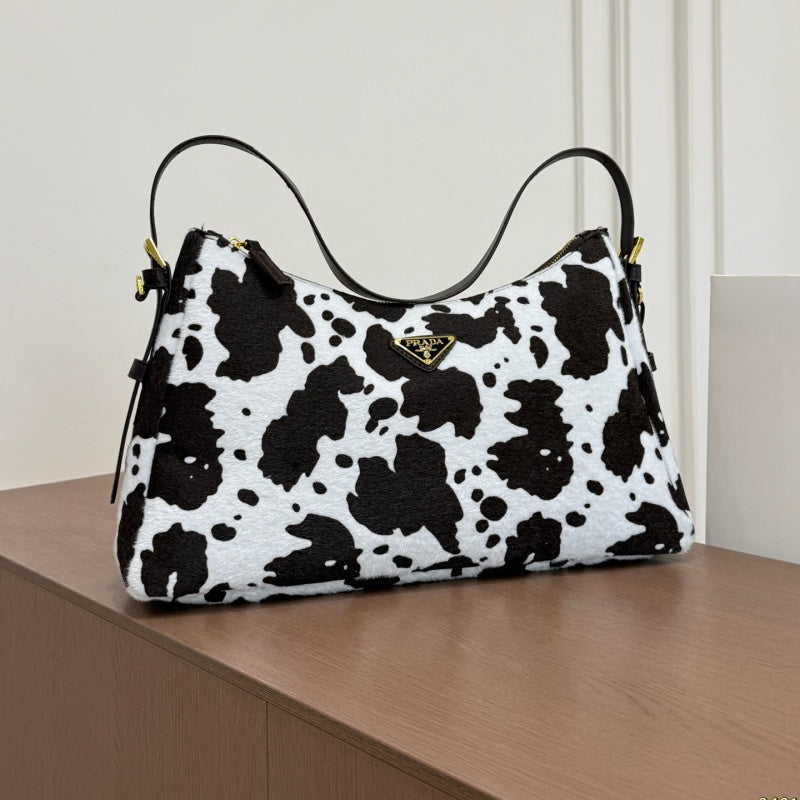 New Fashion women's PRA Shoulder Bag CWT1326091634