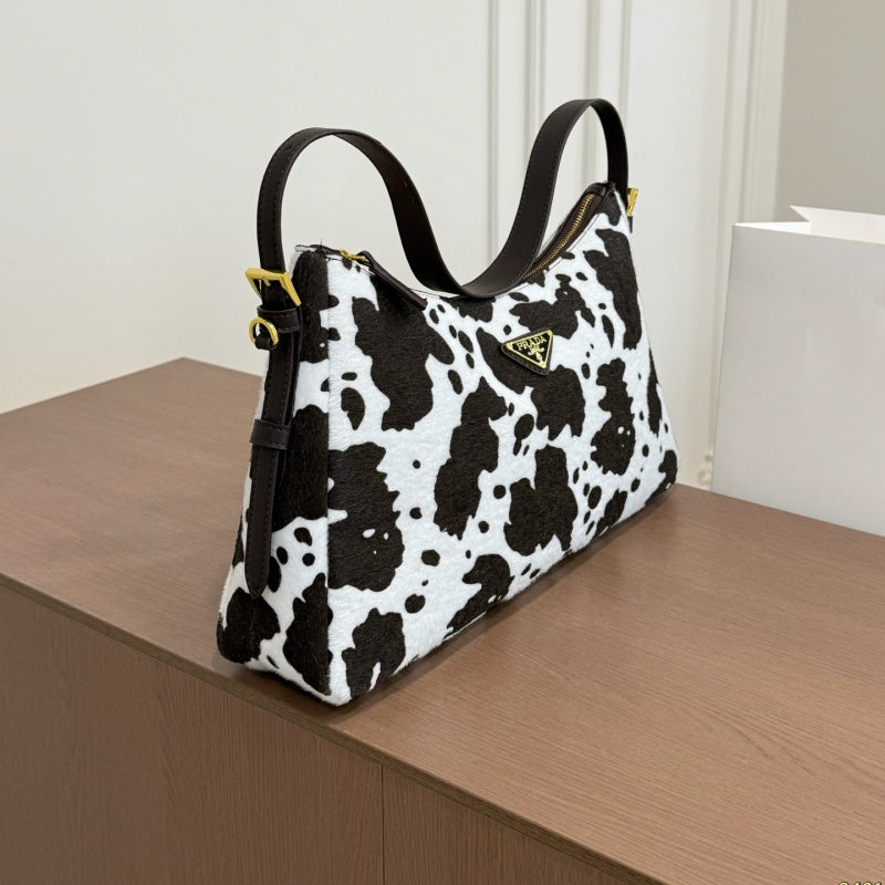 New Fashion women's PRA Shoulder Bag CWT1326091634