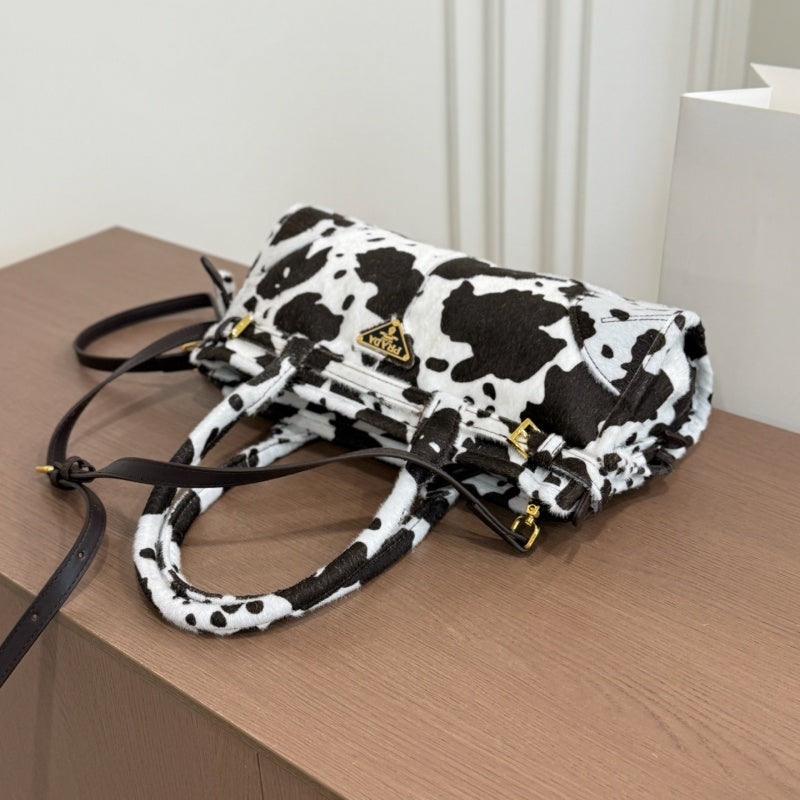 New Fashion women's PRA Shoulder Bag CWT1326091635