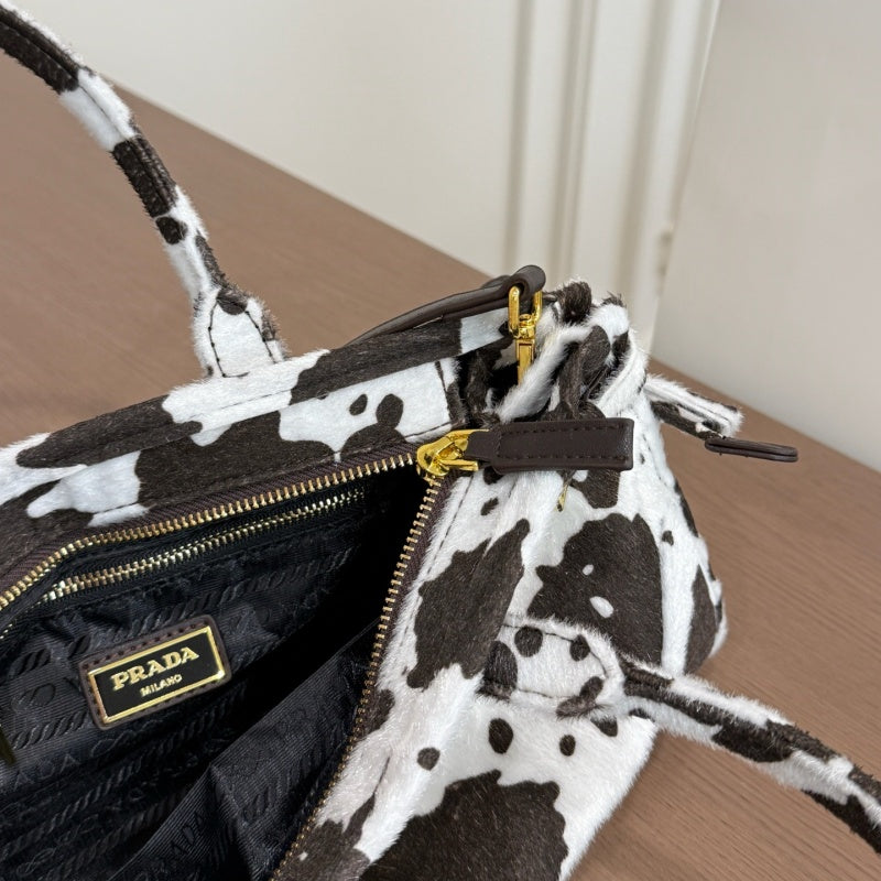New Fashion women's PRA Shoulder Bag CWT1326091635