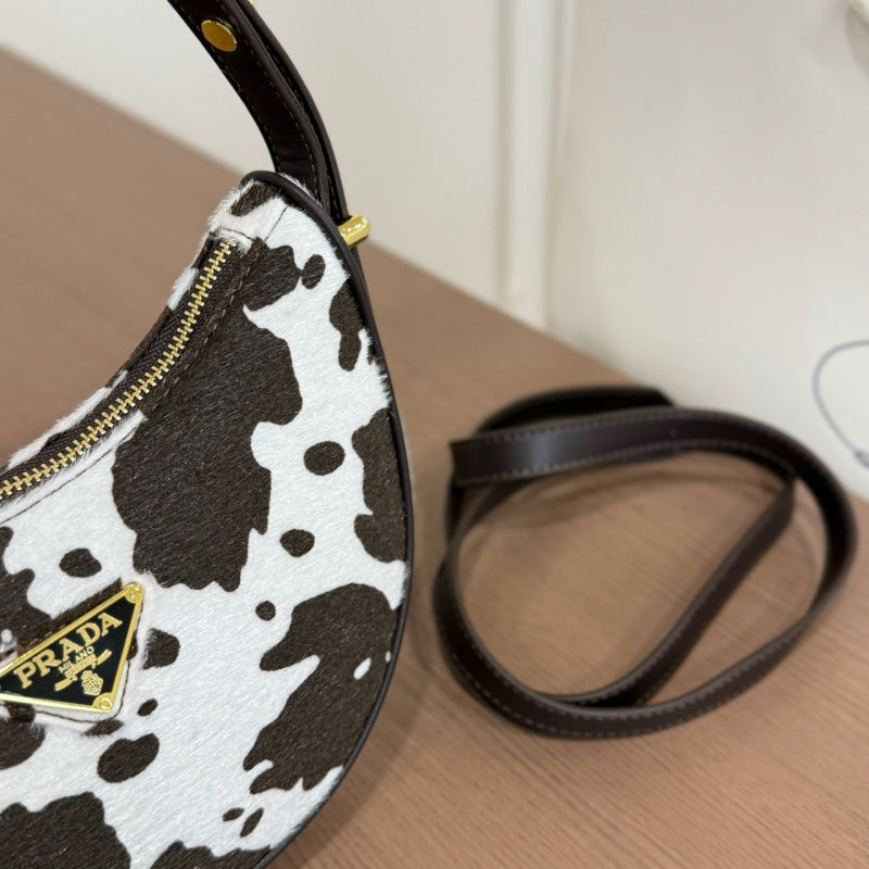 New Fashion women's PRA Shoulder Bag CWT1326091636