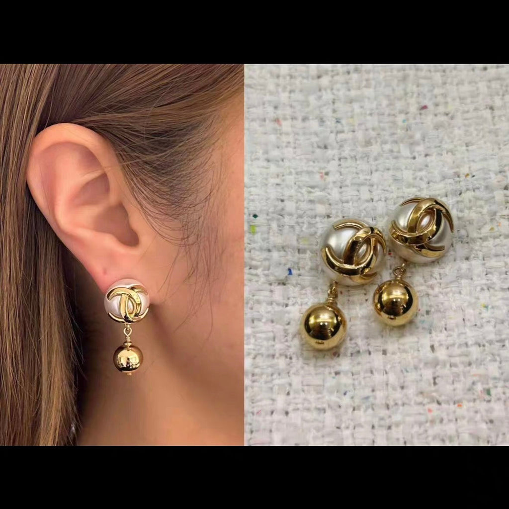 New Stylish Women's CC Earrings ZS1326091722