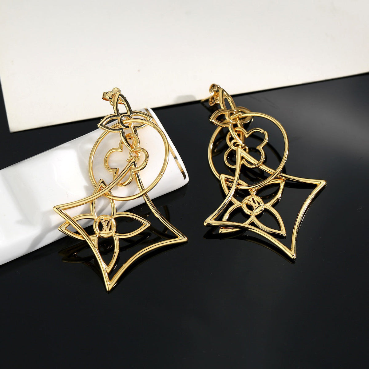 New Stylish Women's L Earrings ZS1326091725