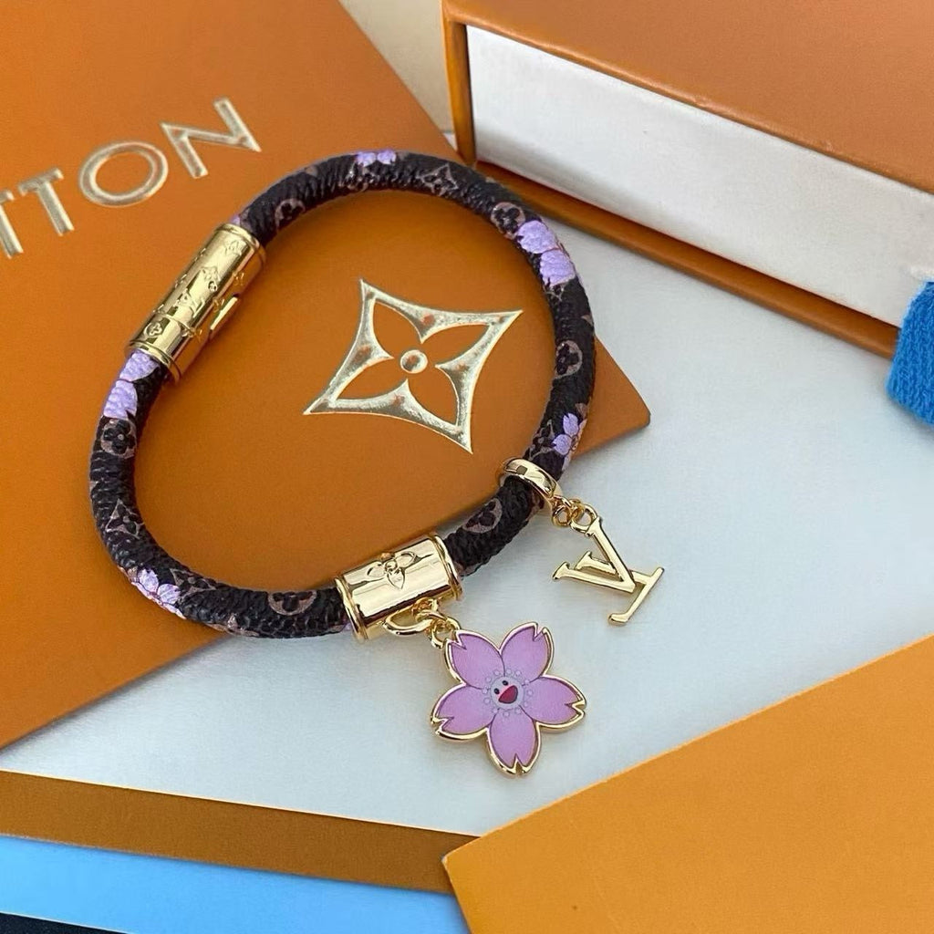 New Stylish Women's L Bracelet ZS1326091727