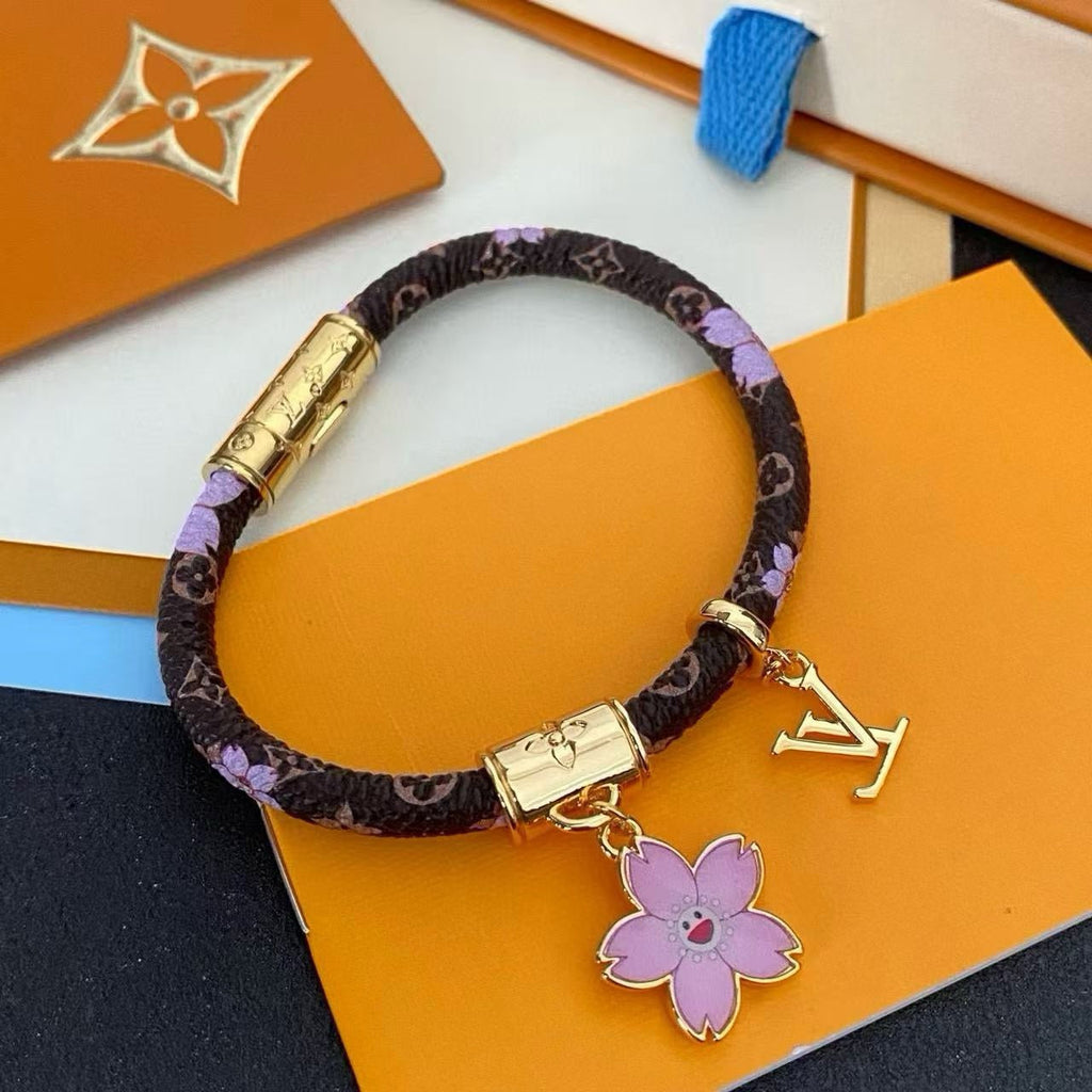 New Stylish Women's L Bracelet ZS1326091727