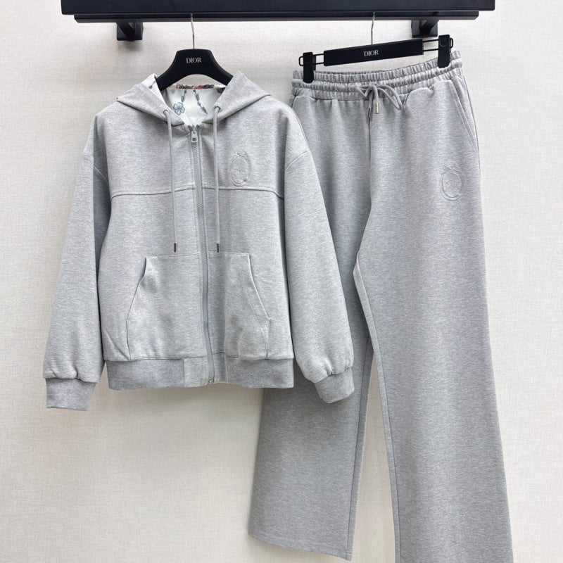 New Fashion Women's DIO 2 Pieces Reversible Tracksuit Set DM1326091810