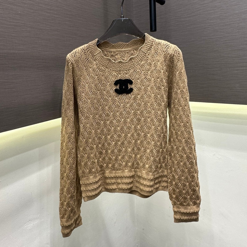 New Fashion Women CC Hollow Embroidery Knit Sweater DM1326091817