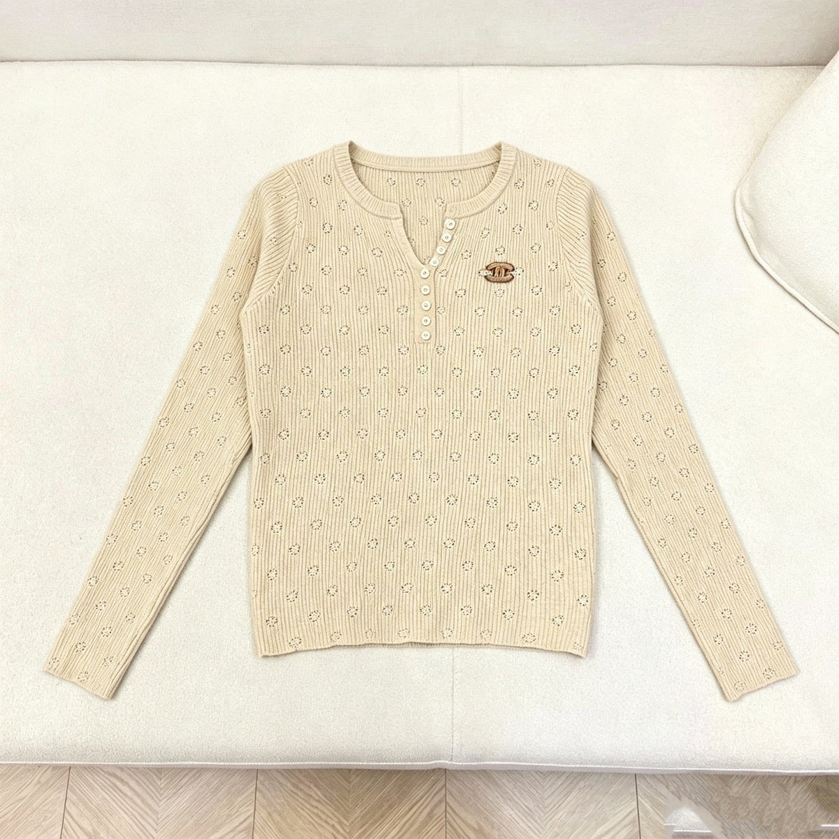 New Fashion Women's CC V-Neck Knit Top DM1326091825