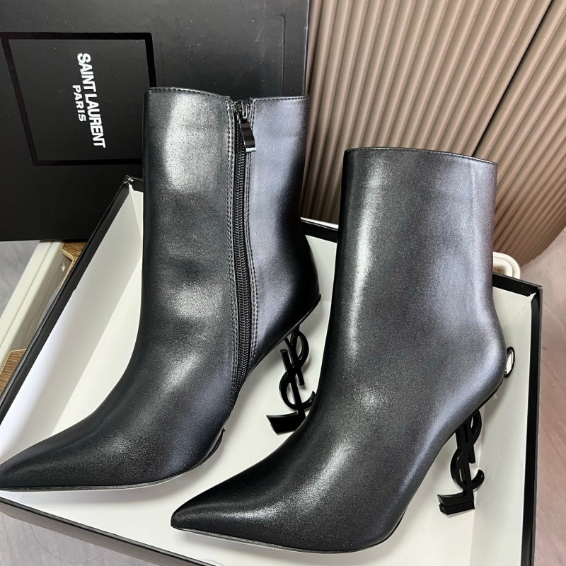 New Fashion Logo Heel Pointed Toe Ankle Boots PF1326092107
