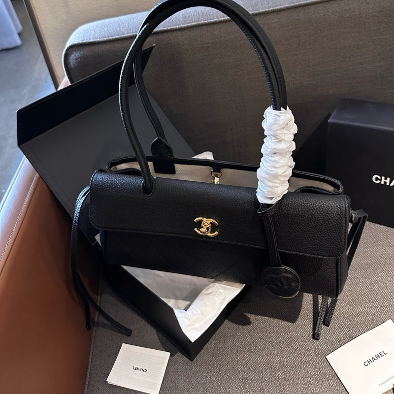 New Fashion Women's CC Shoulder Bag XC1326092316