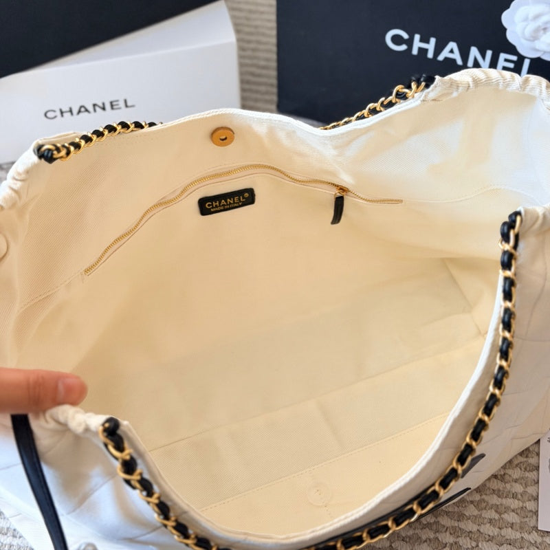 New Fashion Women's CC Shoulder Bag XC1326092320