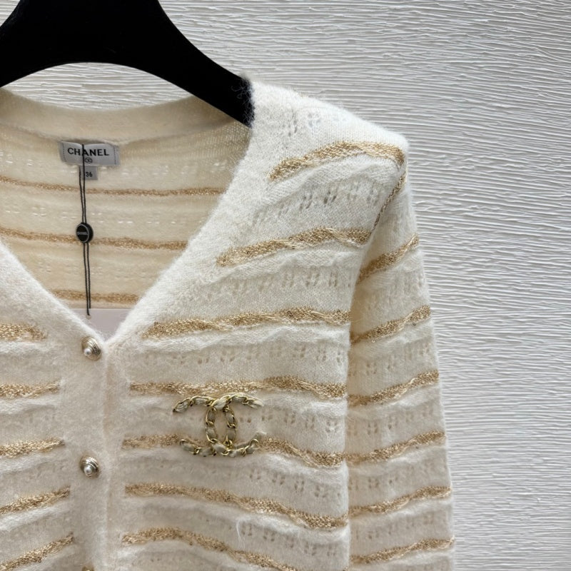 New Fashion Women's CC Striped V-Neck Knit Cardigan CQQ1326092415