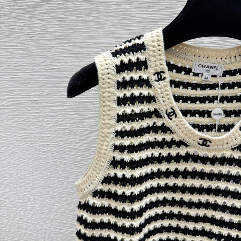 New Fashion Women's CC Striped Knit Crop Tank Top CQQ1326092414