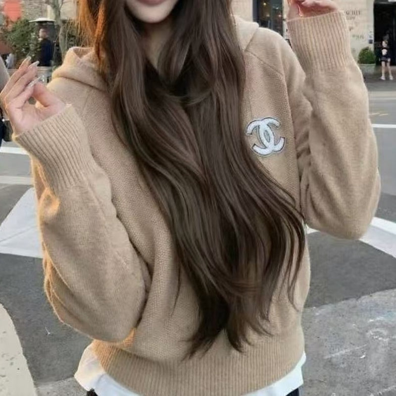 New Fashion Women's CC Hooded Knit Top  DM132609231