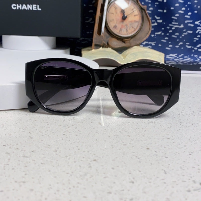 Women's Luxury Round Frame Sunglasses LD1326092819