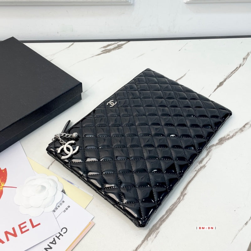 New Fashion Women Quilted Patent Leather Clutch Bag XC1326092914
