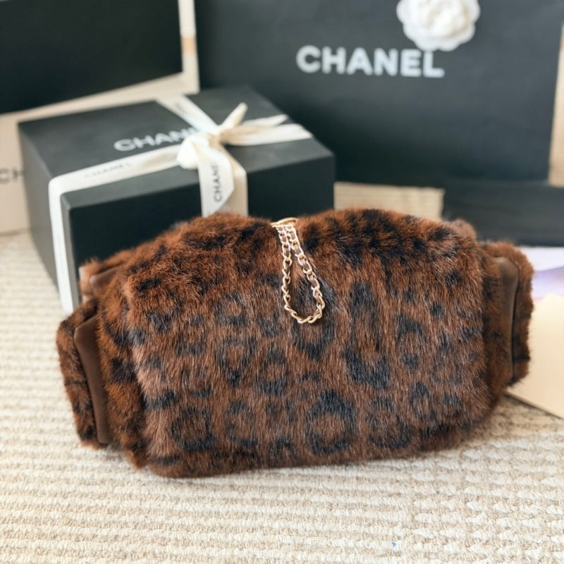 New Fashion Women CC Furry Chain Crossbody Bag XC1326092922