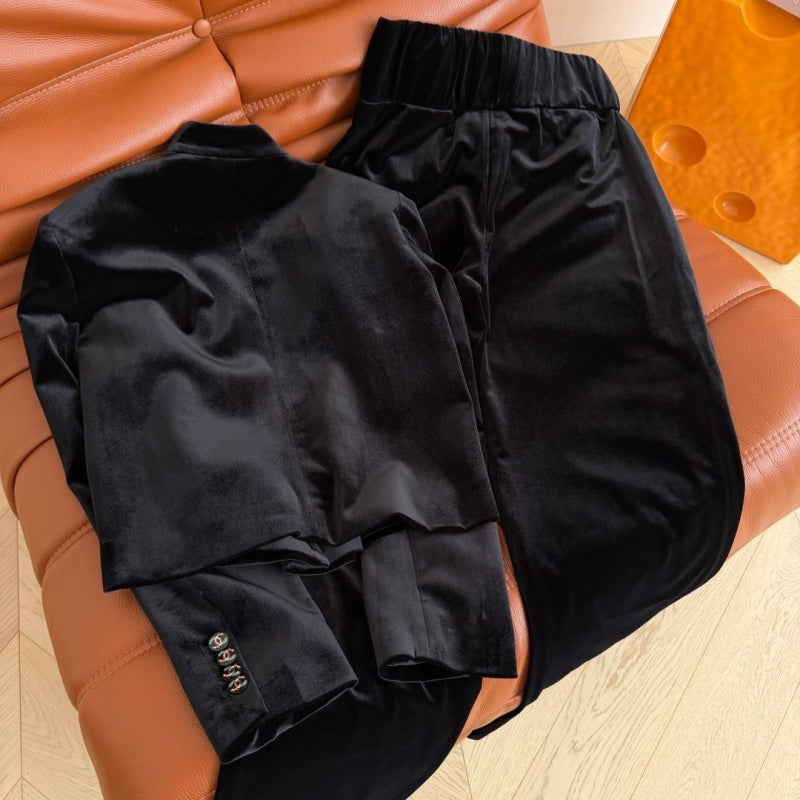New Fashion Women's CC Velvet Jacket & Pants 2 Piece Set DM1326100829