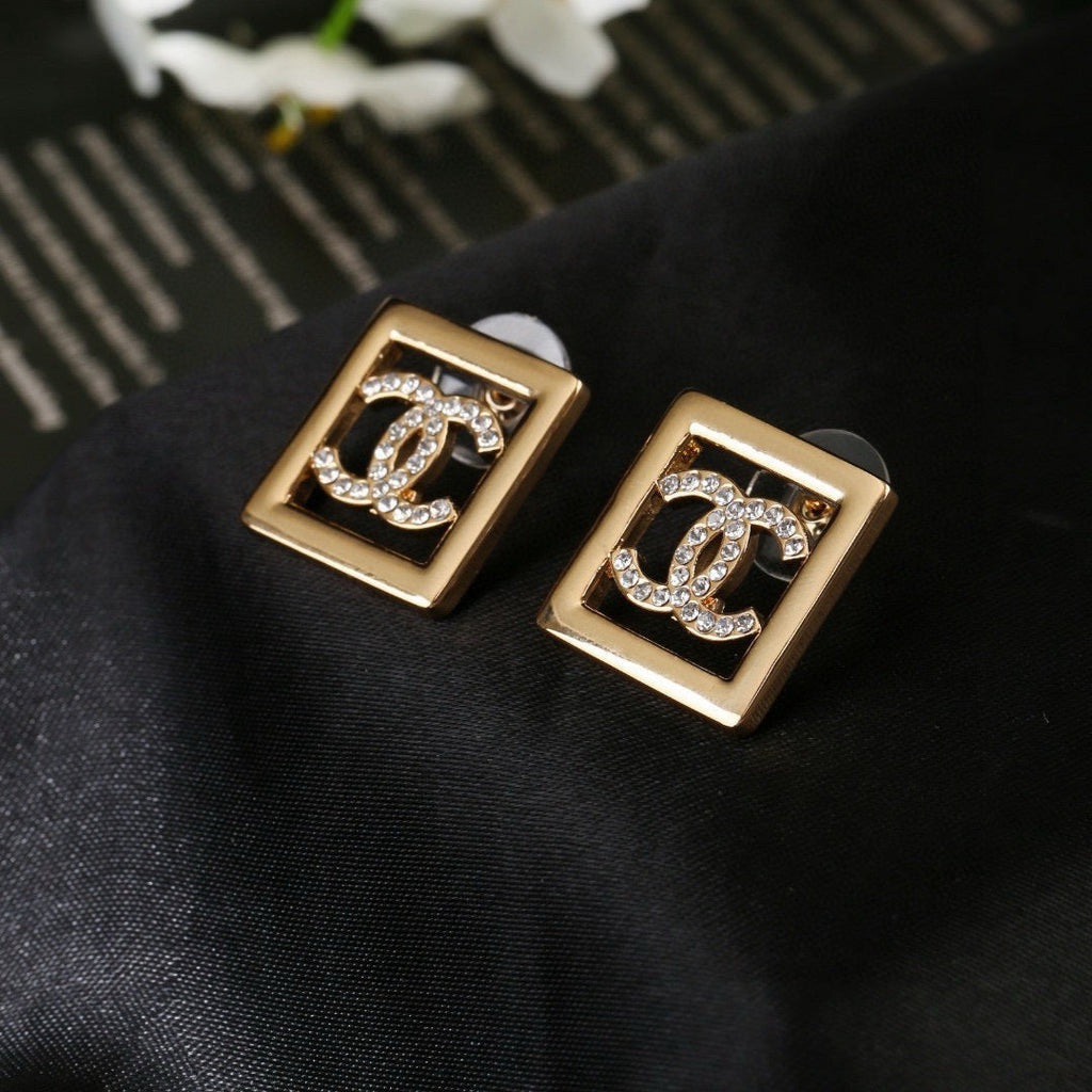 New Fashion Double C Rhinestone Square Stud Earrings ZS1326100903