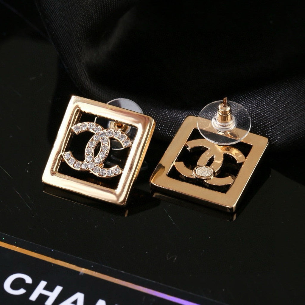 New Fashion Double C Rhinestone Square Stud Earrings ZS1326100903