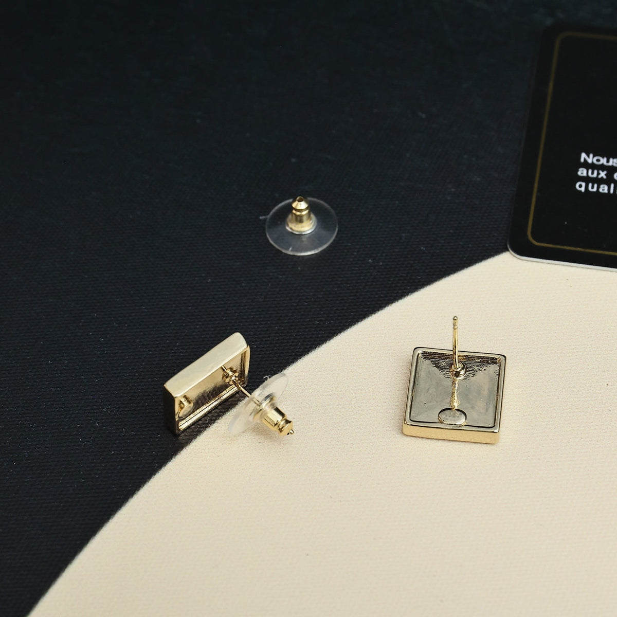 New Fashion Women's Vintage Stud Earrings ZS1326101006