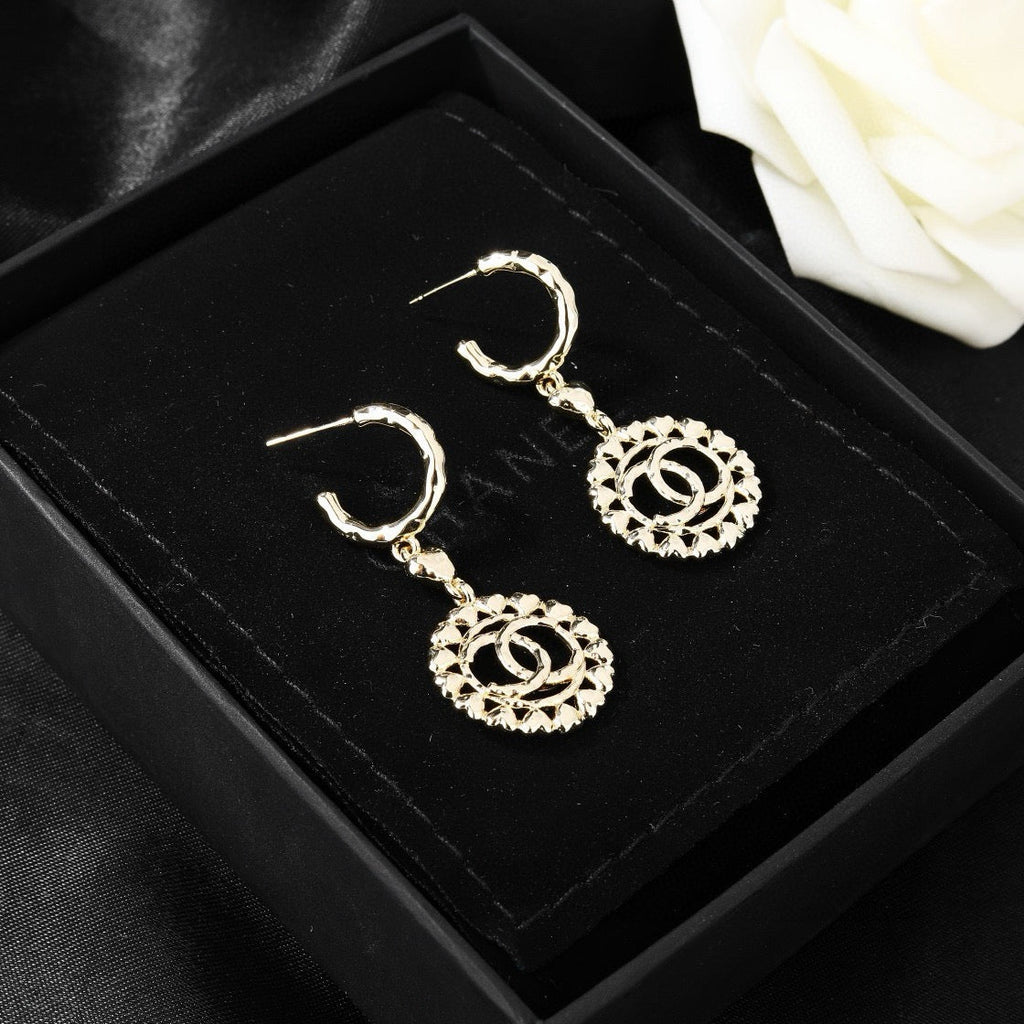 New Fashion Women's CC Hollow Drop Earrings ZS1326101007